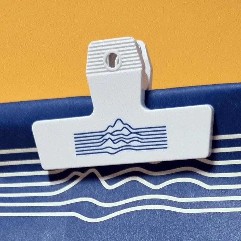Seven Seeds Bag Clip